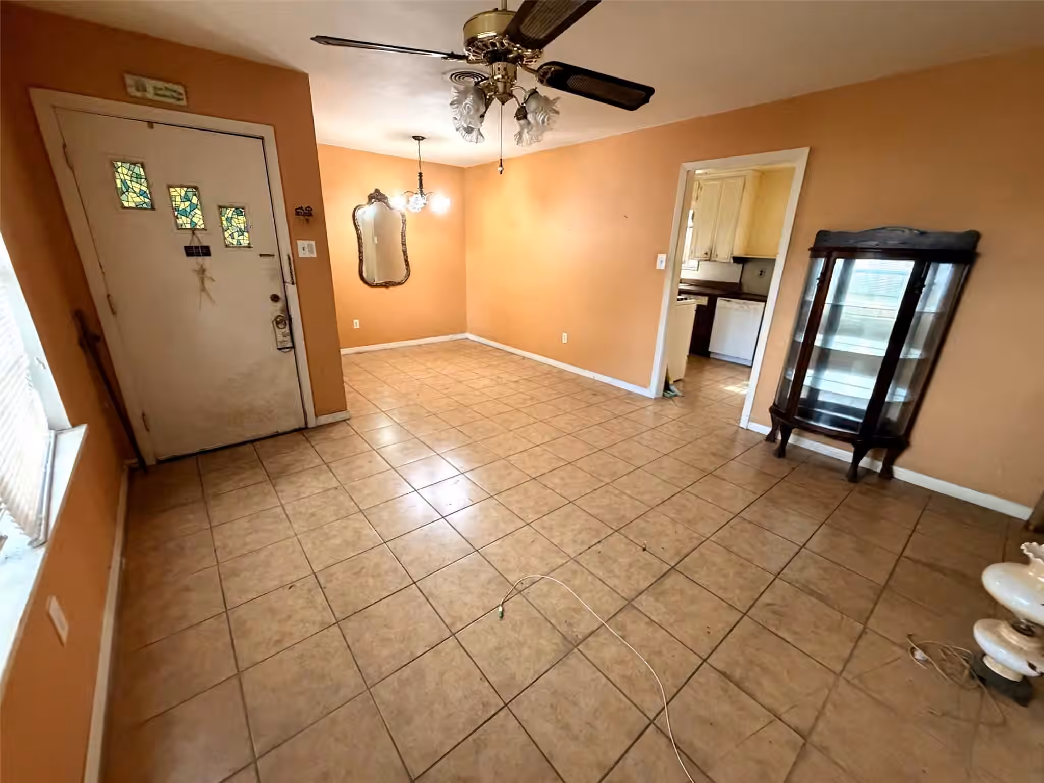 Photo 5 of 5902 Leon Street, Houston, TX