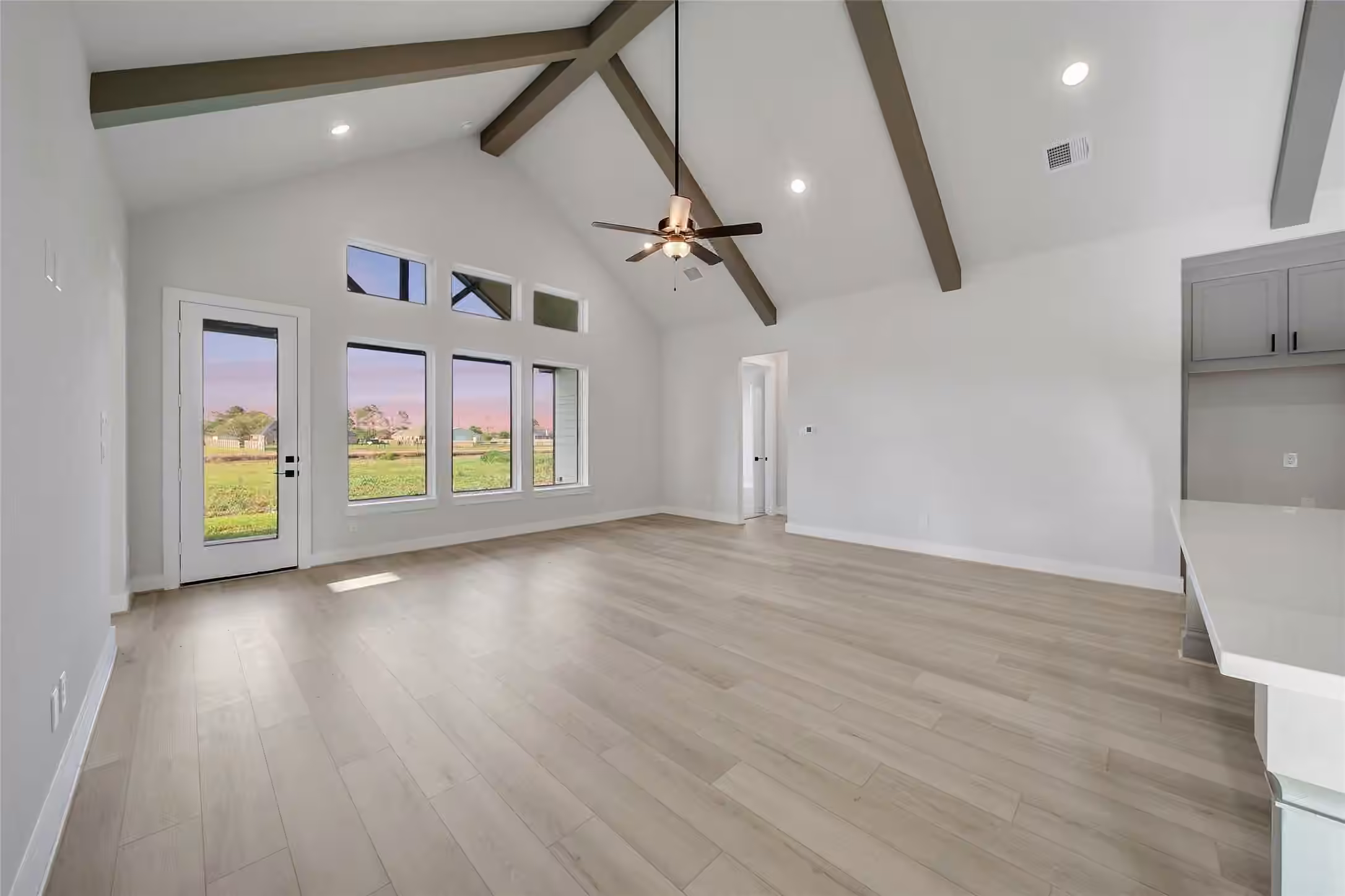 Photo 6 of 4519 Magnolia Bend Drive, Rosharon, TX