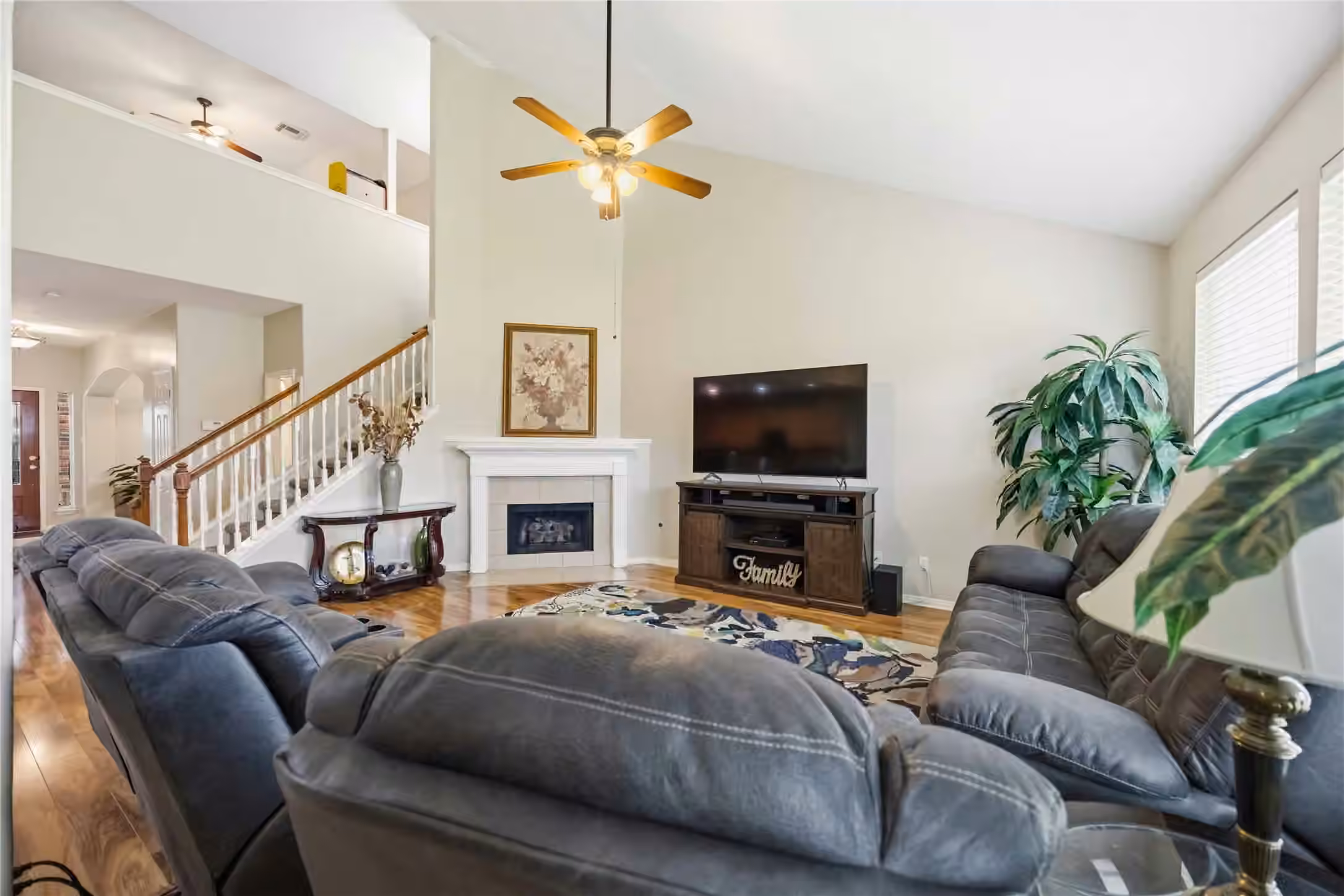 Photo 5 of 11404 Summit Bay Drive, Pearland, TX