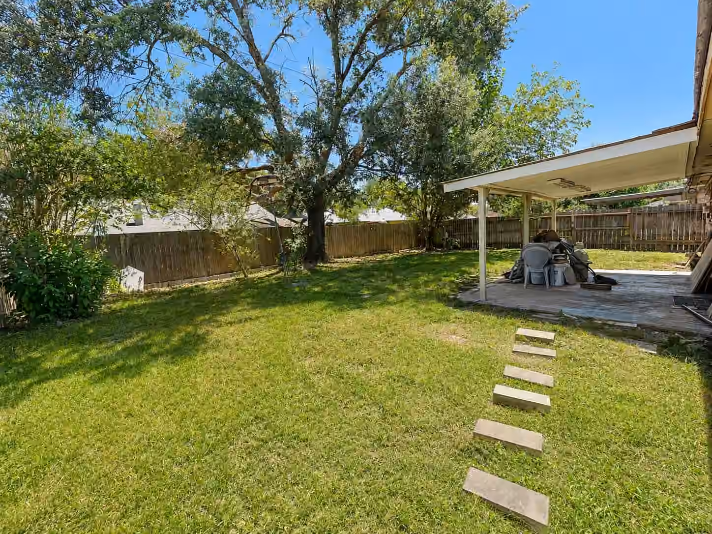Photo 2 of 3827 Addicks Clodine Road, Houston, TX
