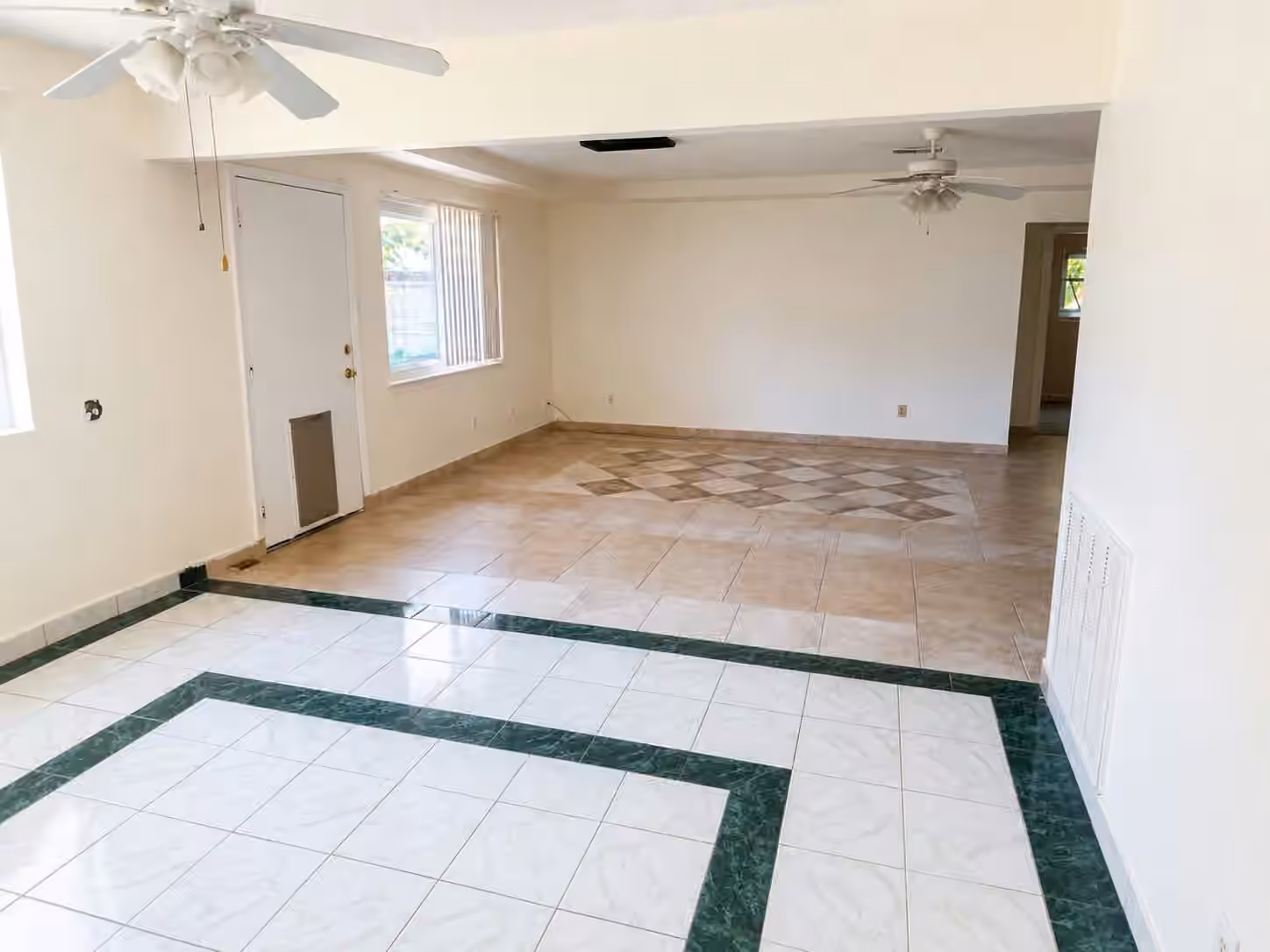 Photo 5 of 3827 Addicks Clodine Road, Houston, TX