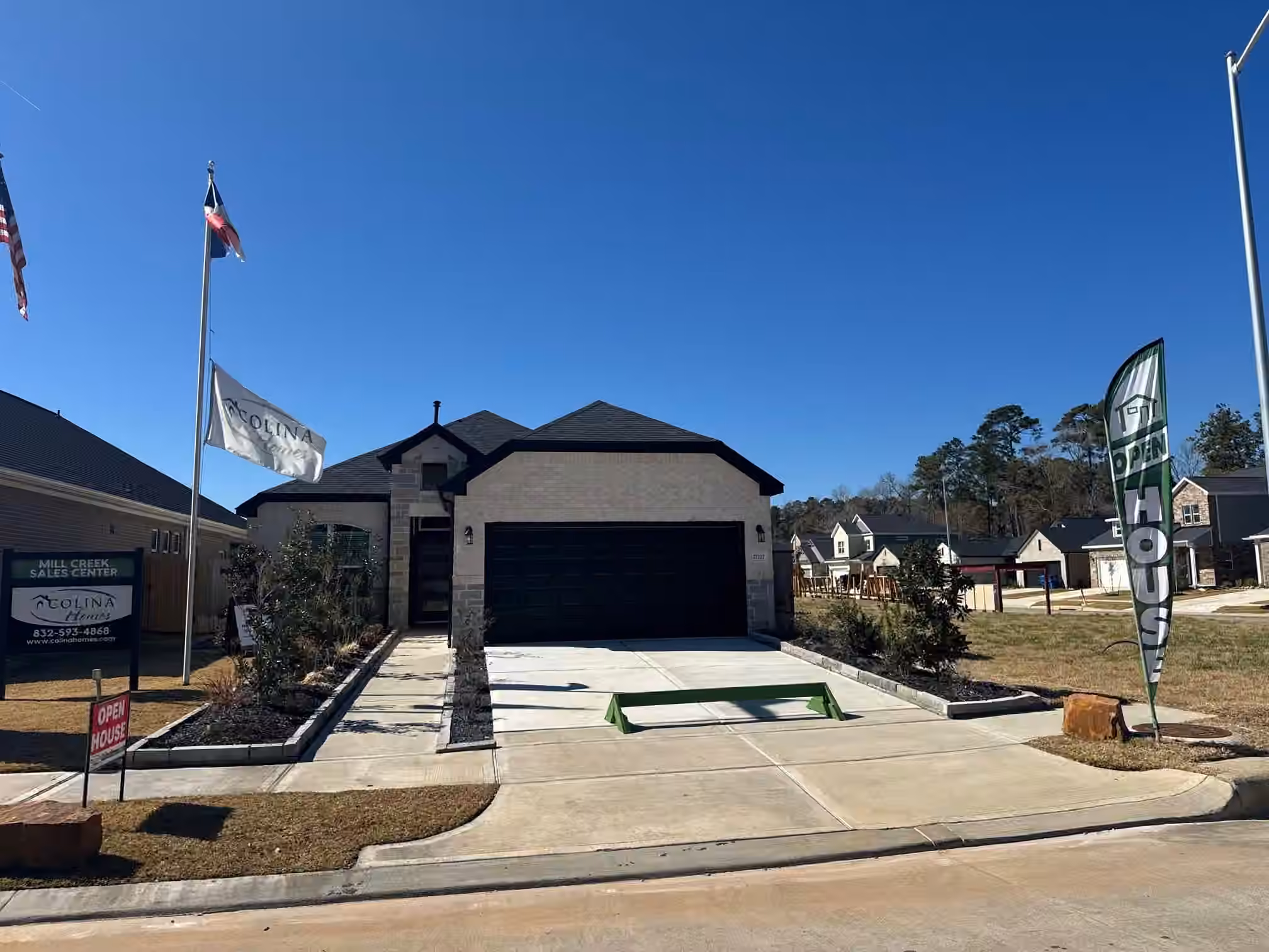 Photo 4 of 16036 Sandy Koufax Court, Splendora, TX