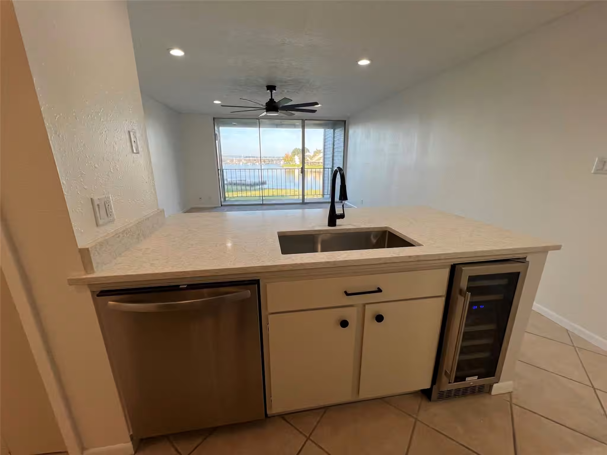 Photo 6 of 12500 Melville Drive 243D, Montgomery, TX