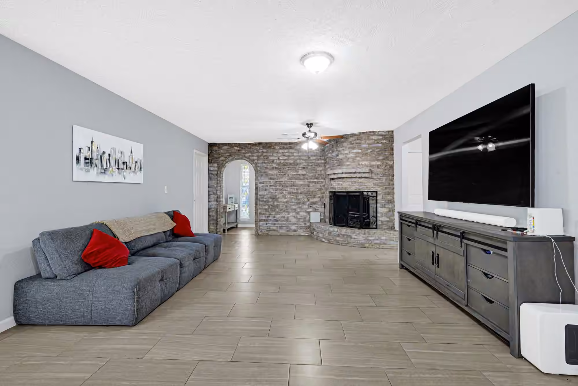 Photo 3 of 5343 Royal Parkway, Friendswood, TX
