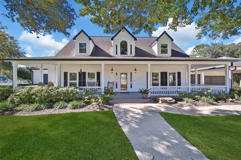 Photo of 29919 Tudor Way, Magnolia, TX 77355