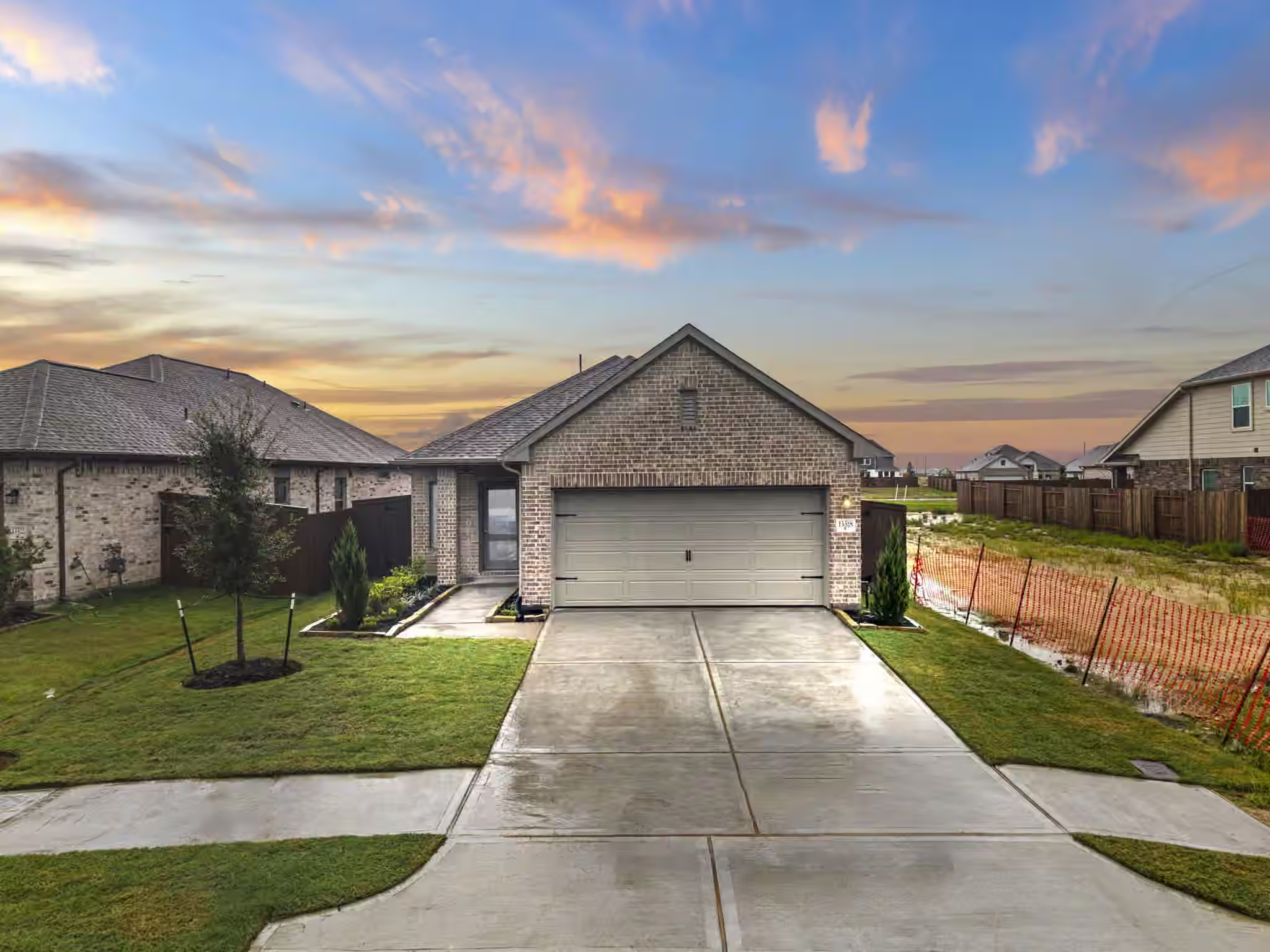 Photo of 13318 Prado Ridge Lane, Rosharon, TX