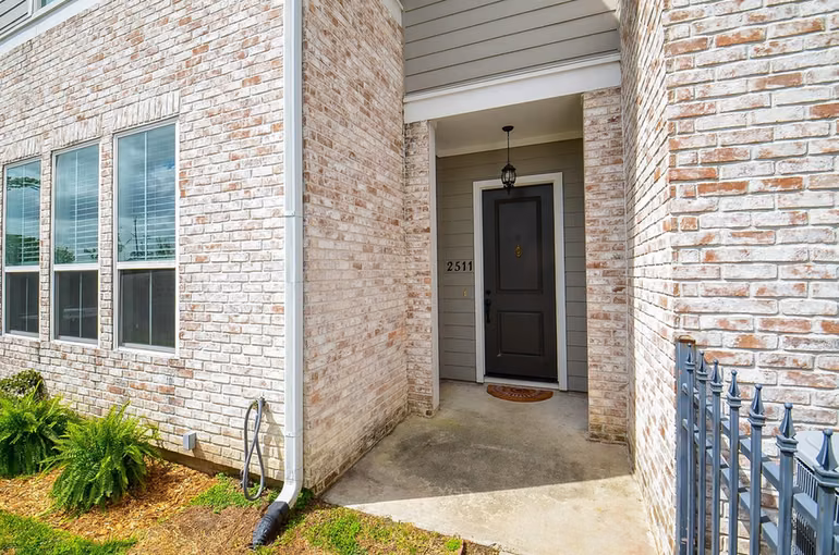 Photo 2 of 2511 Judiway Street, Houston, TX