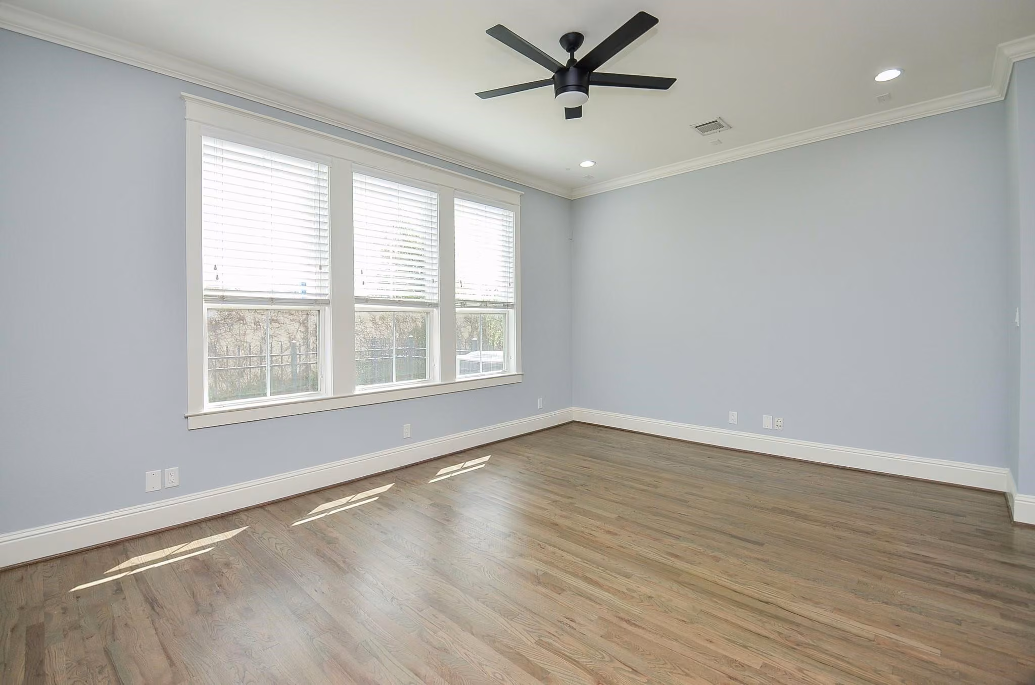 Photo 4 of 2511 Judiway Street, Houston, TX