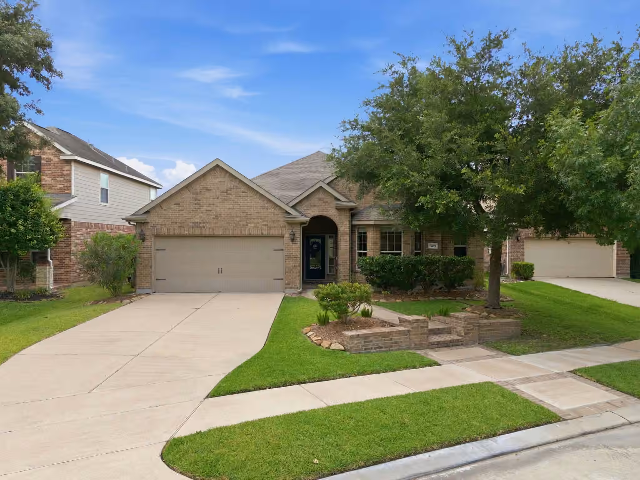Photo 5 of 19011 Cove Forest Lane, Cypress, TX