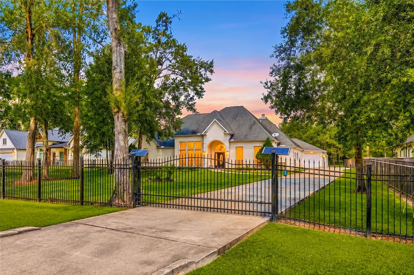Photo of 19509 Desna Drive, Porter, TX 77365
