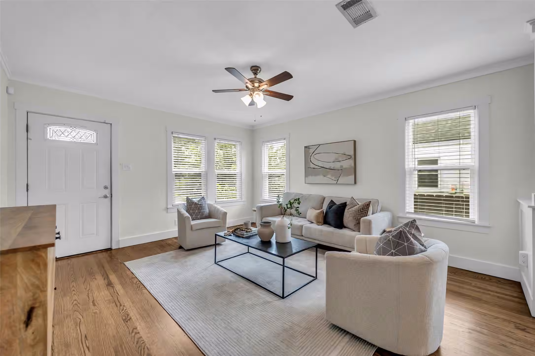 Photo 6 of 903 English Street, Houston, TX