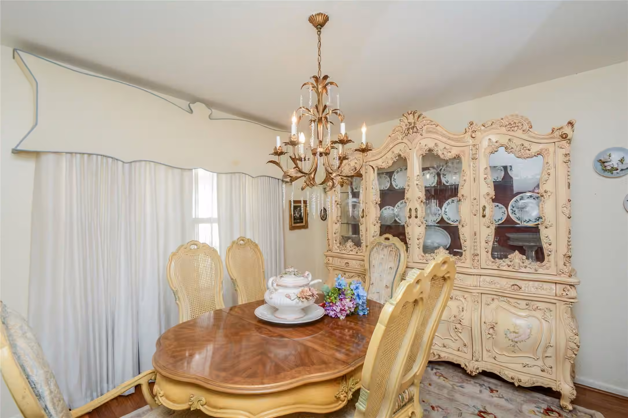 Photo 2 of 1022 Saddle Rock Drive, Houston, TX
