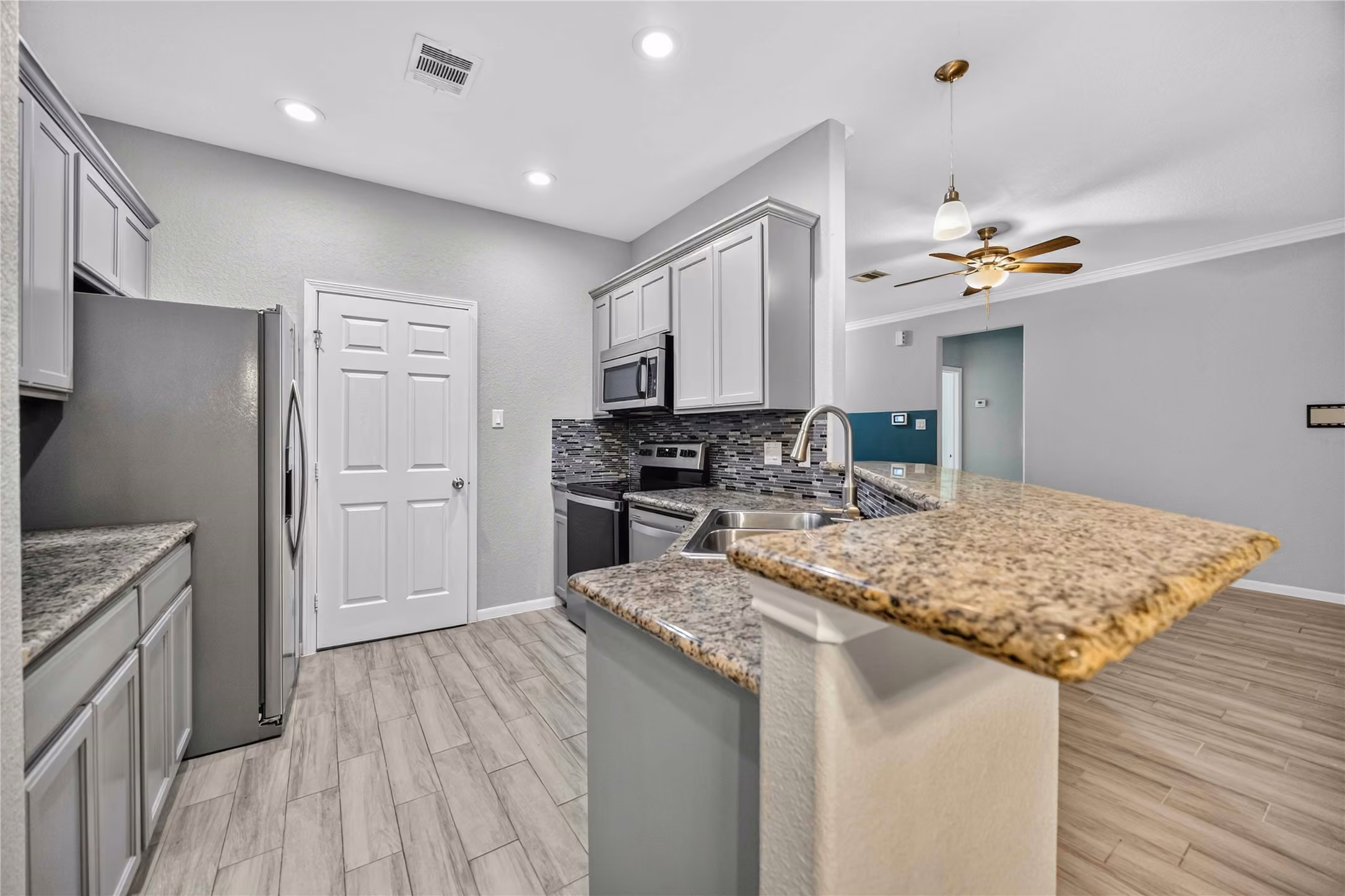 Photo 6 of 3534 Cork Drive, Houston, TX