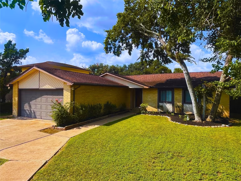 Photo of 13930 Old Village Lane, Sugar Land, TX 77498