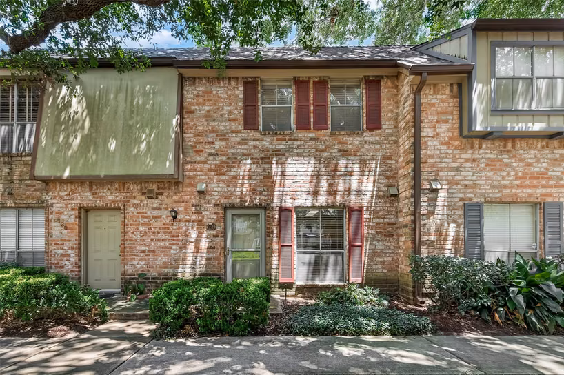 Photo 5 of 14715 Barryknoll Lane 121, Houston, TX