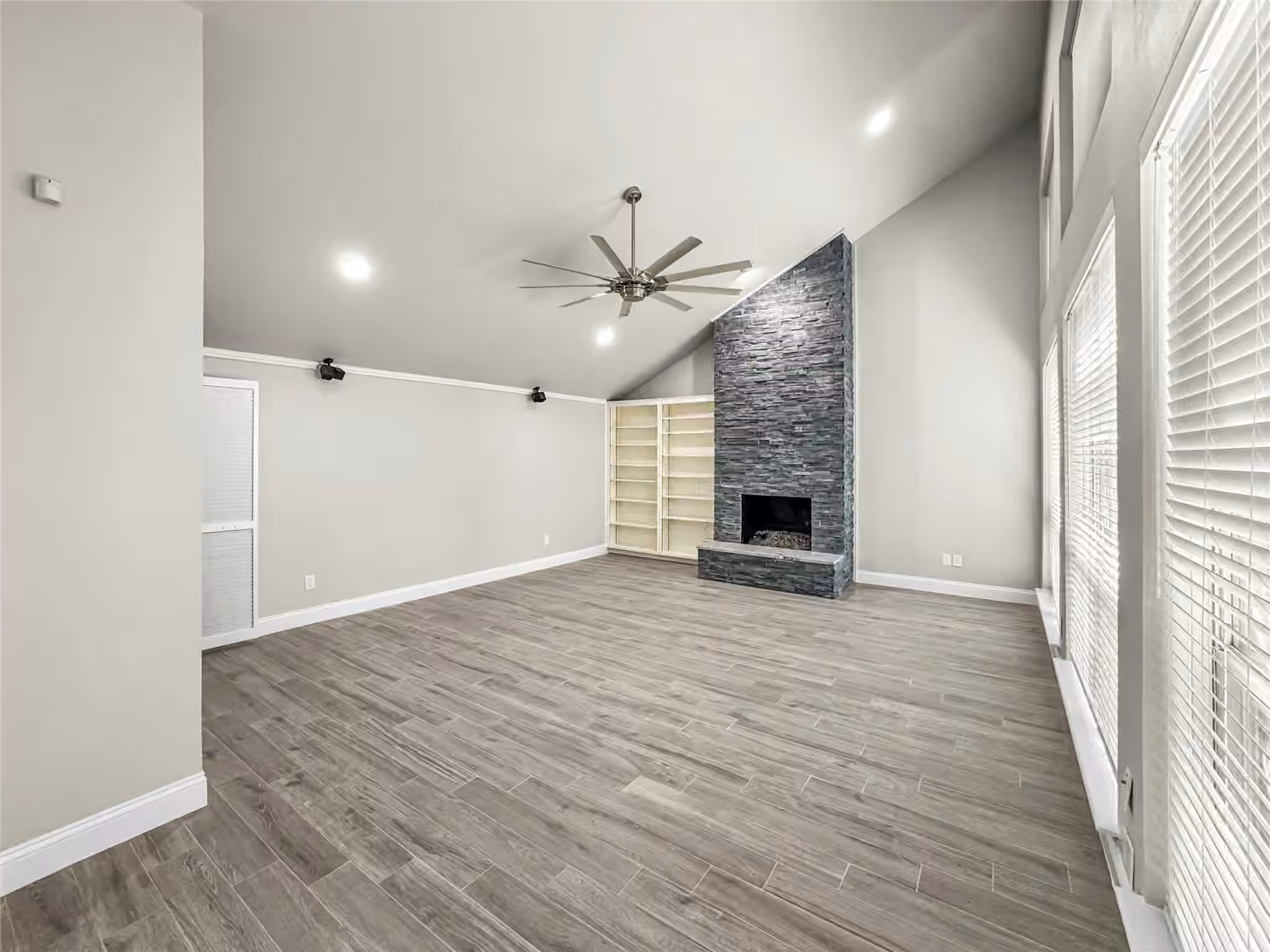 Photo 2 of 9103 Chesney Downs Drive, Houston, TX