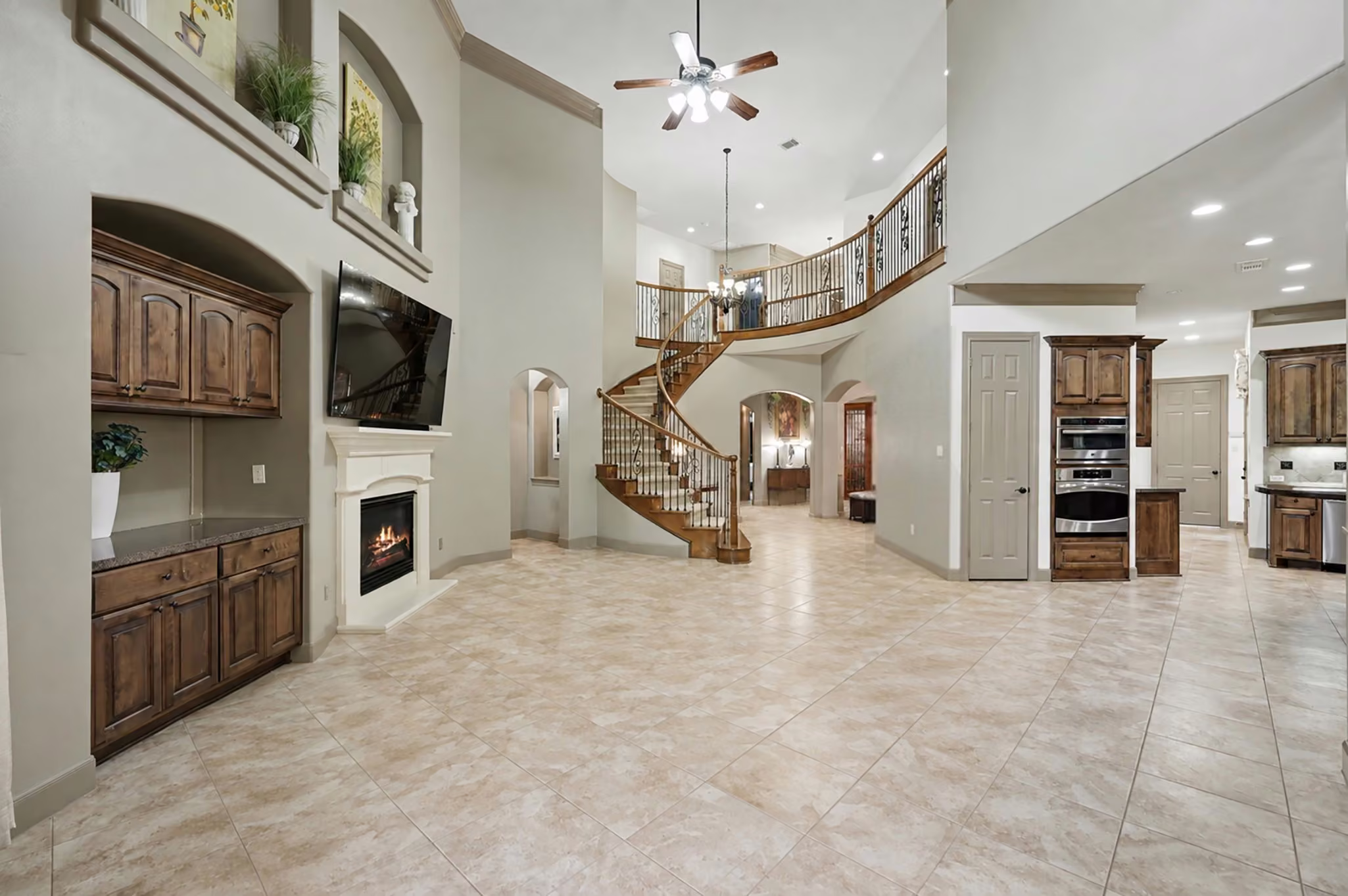 Photo 5 of 90 Player Oaks Place, The Woodlands, TX