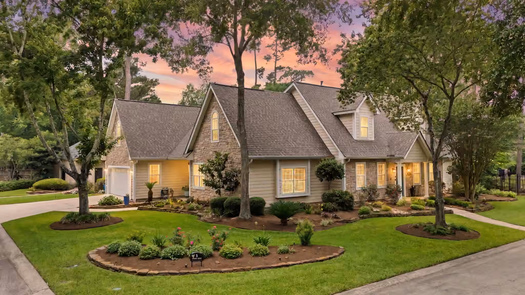 Photo of 5 Maystar Court, Spring, TX