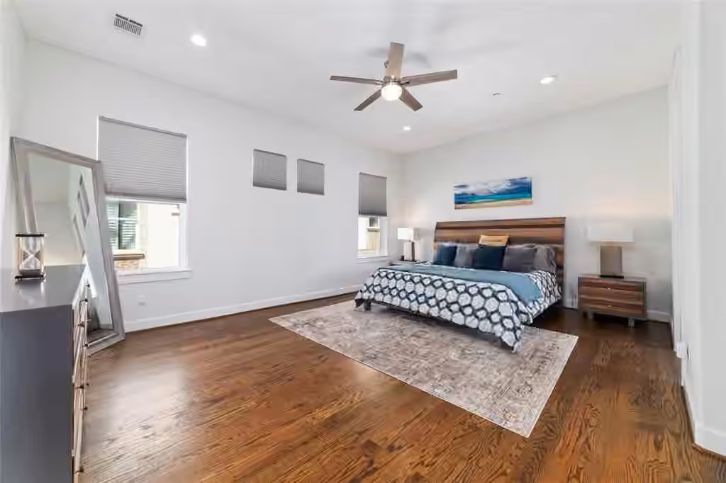Photo 6 of 710 Delano Street A, Houston, TX