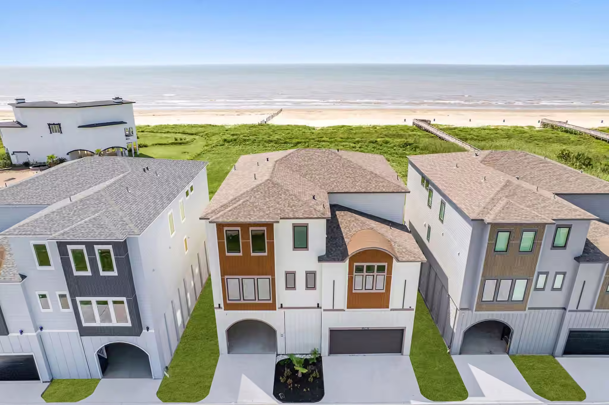 Photo 2 of 17207 Termini San Luis Pass Road, Galveston, TX
