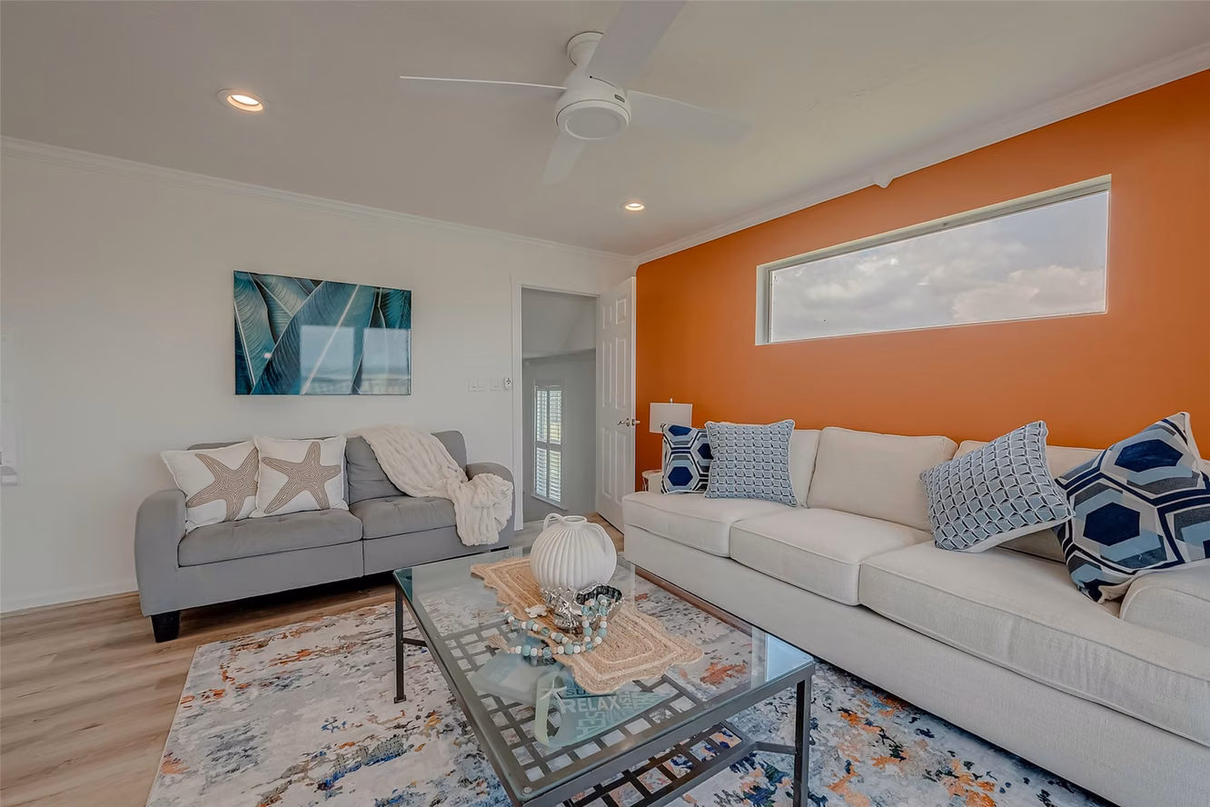 Photo 6 of 510 Surf Oaks Drive, Seabrook, TX