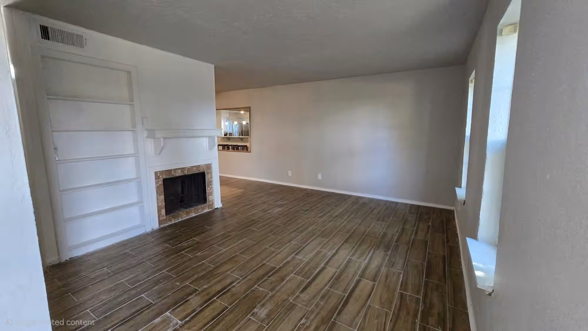 Photo 5 of 11807 Algonquin Drive, Houston, TX