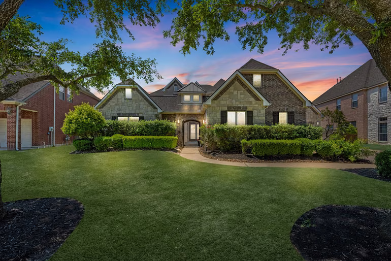 Photo 4 of 11415 Stonecreek Bend Lane, Cypress, TX