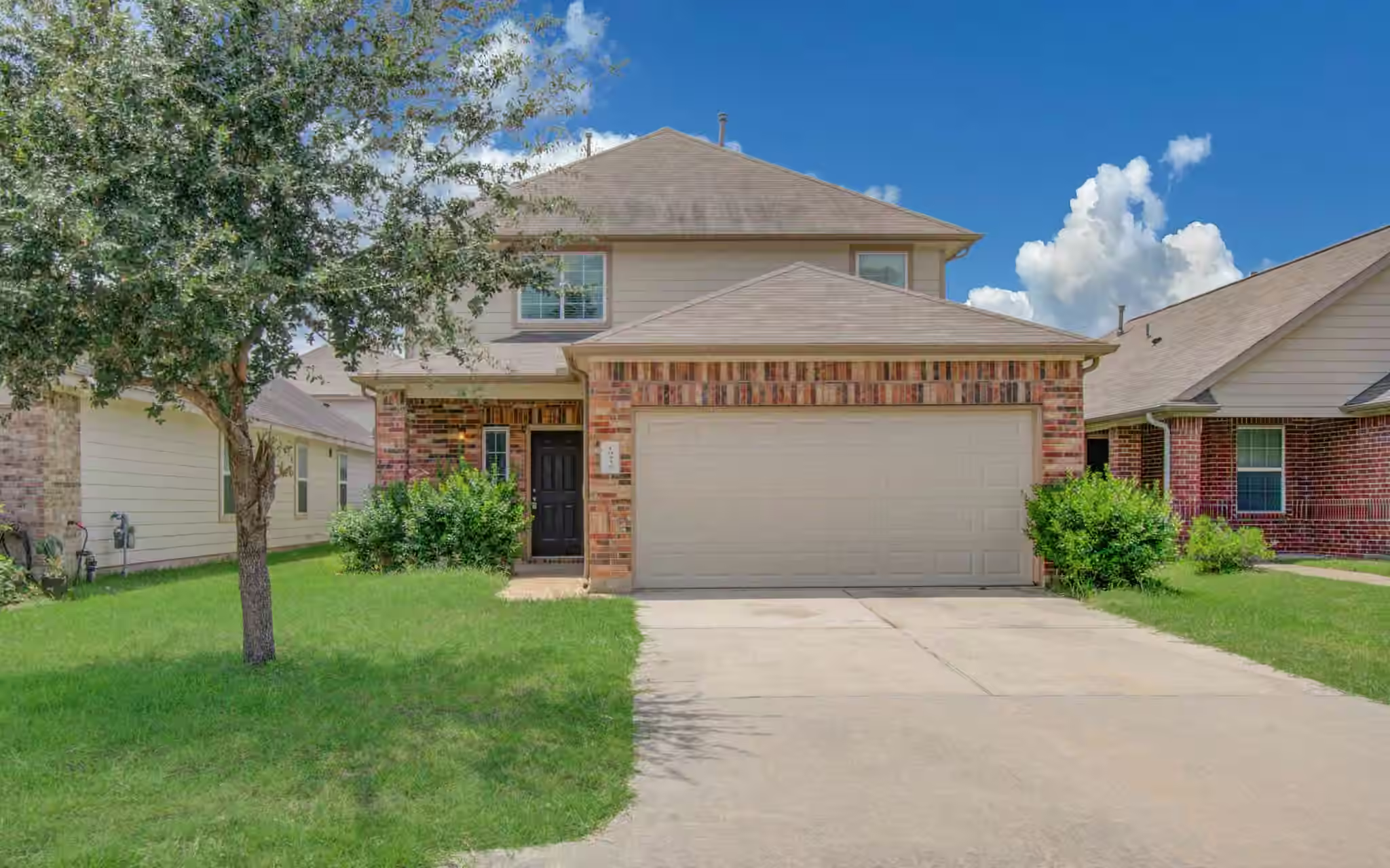 Photo of 10335 Solitude Way, Houston, TX 77044