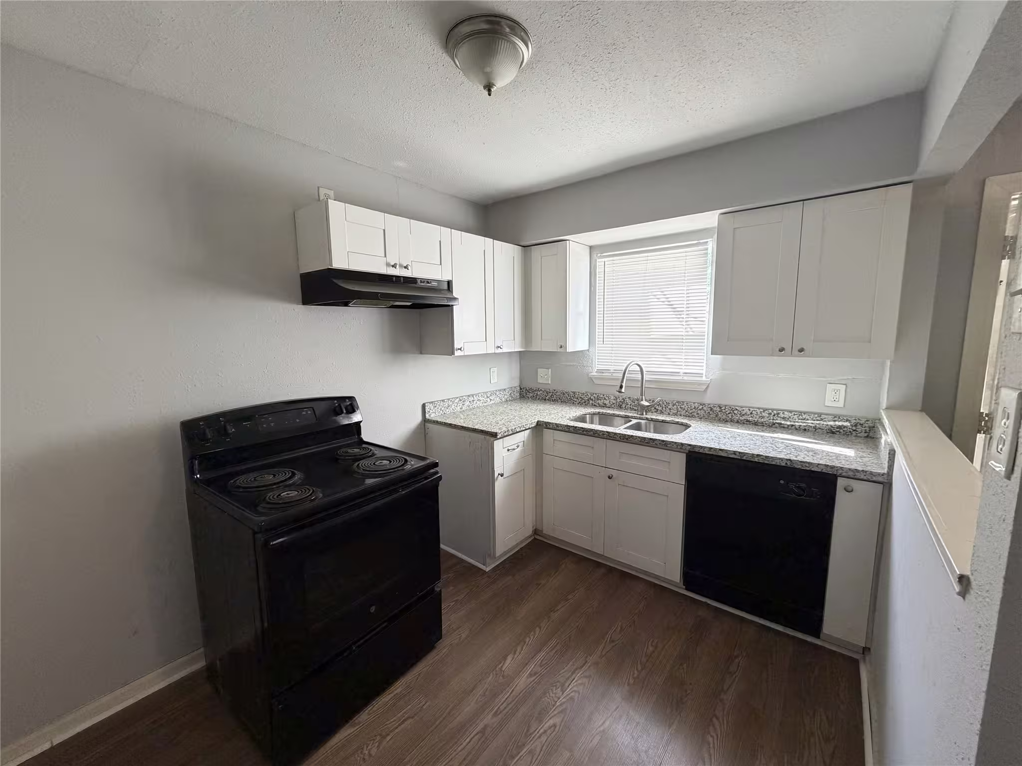 Photo 2 of 2409 Hodges Street, Baytown, TX