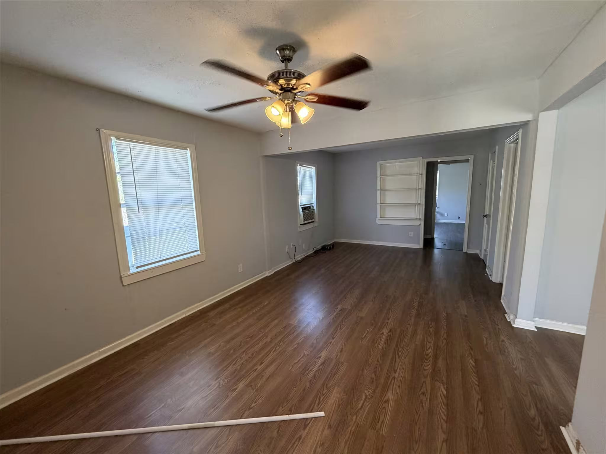 Photo 4 of 2409 Hodges Street, Baytown, TX