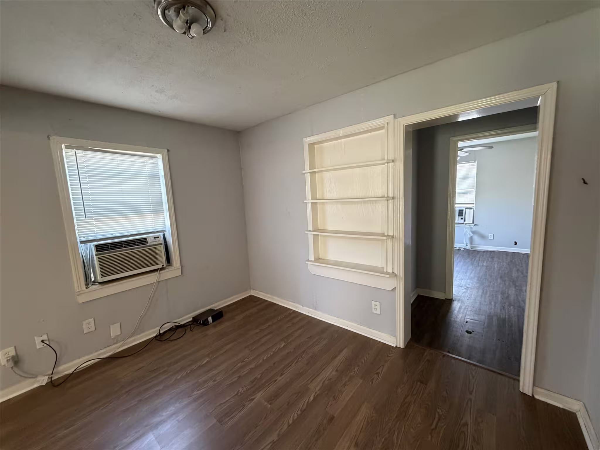 Photo 7 of 2409 Hodges Street, Baytown, TX