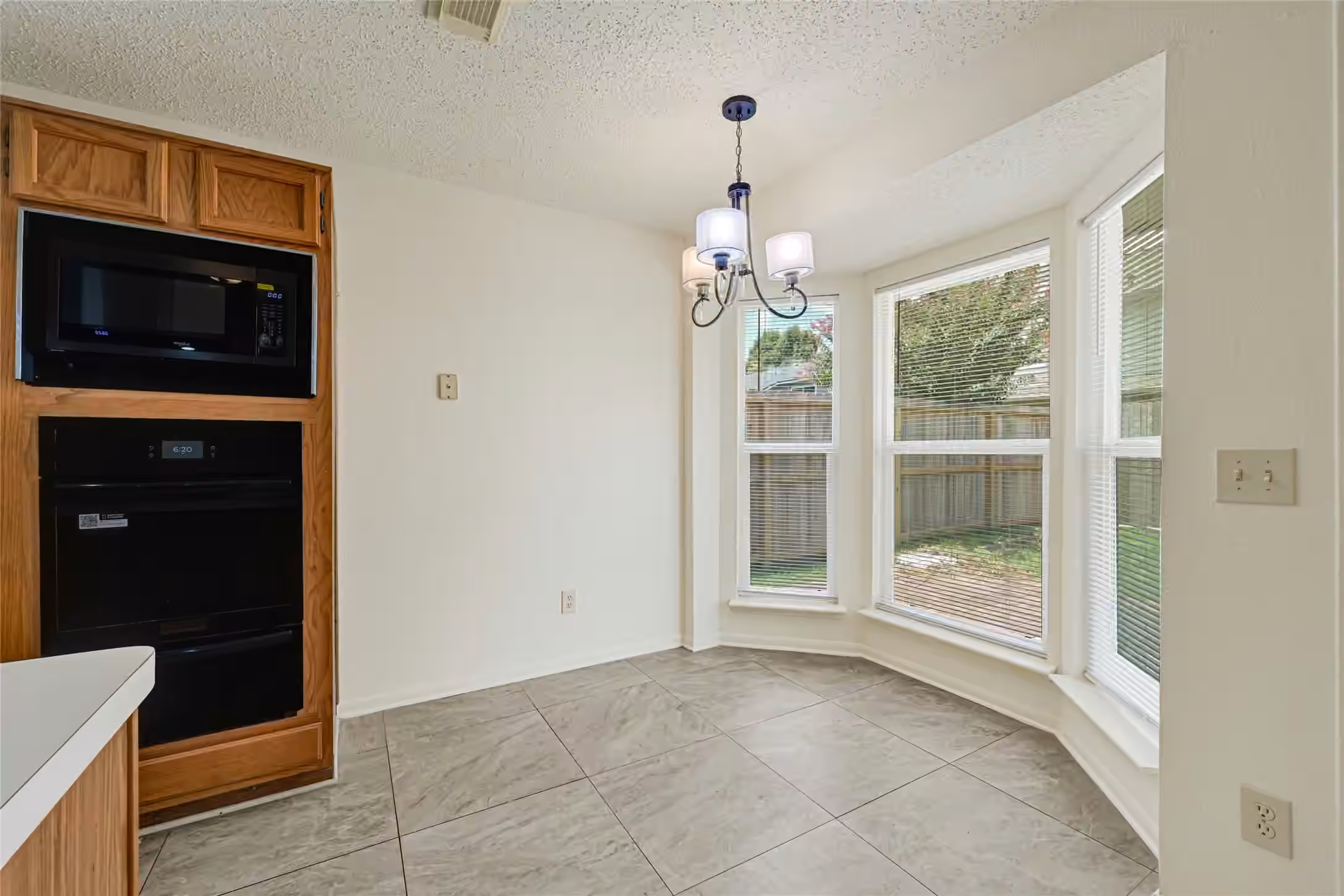 Photo 4 of 8818 Driftstone Drive, Spring, TX