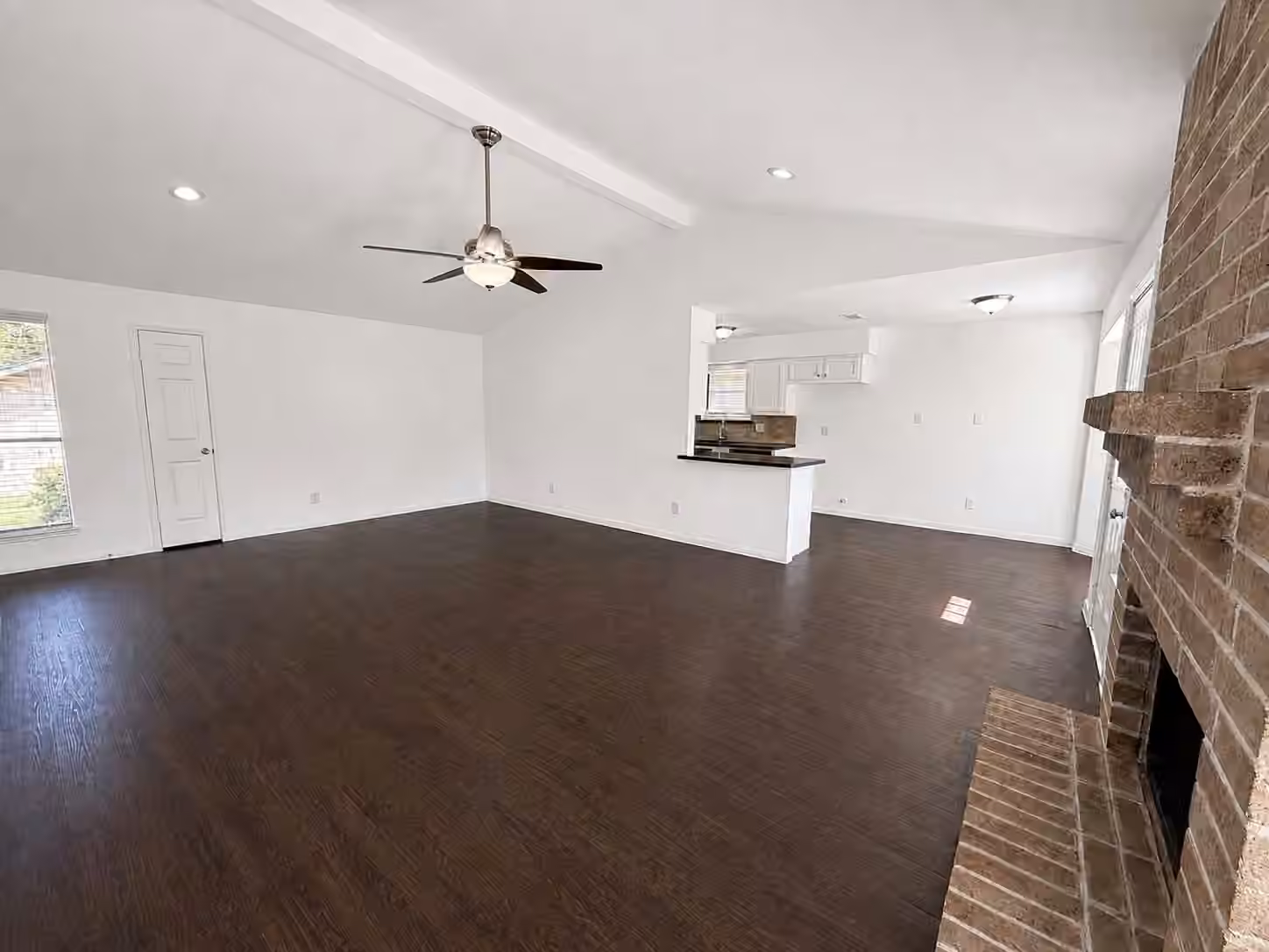 Photo 4 of 3702 Saint William Lane, Houston, TX