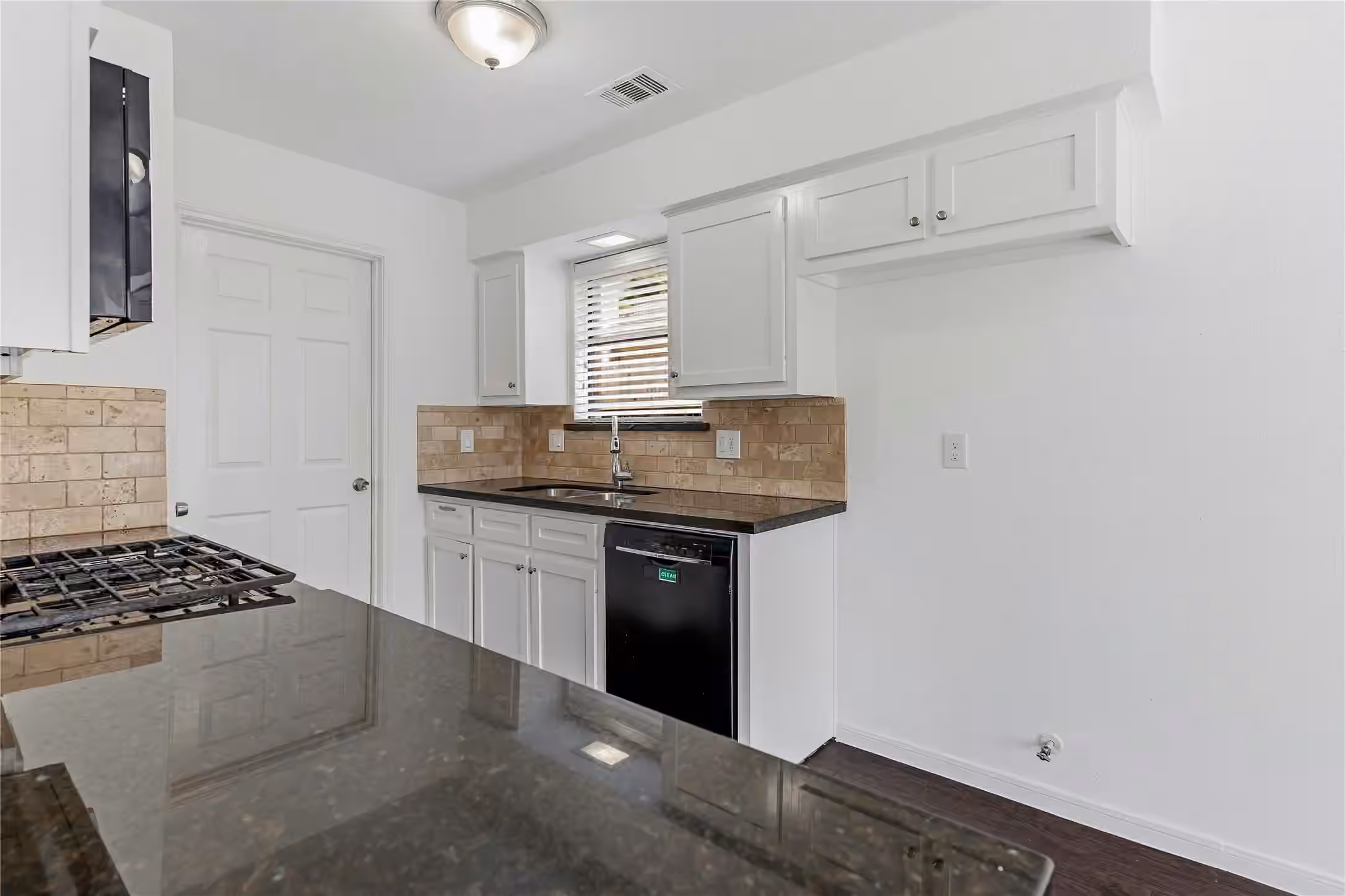 Photo 6 of 3702 Saint William Lane, Houston, TX