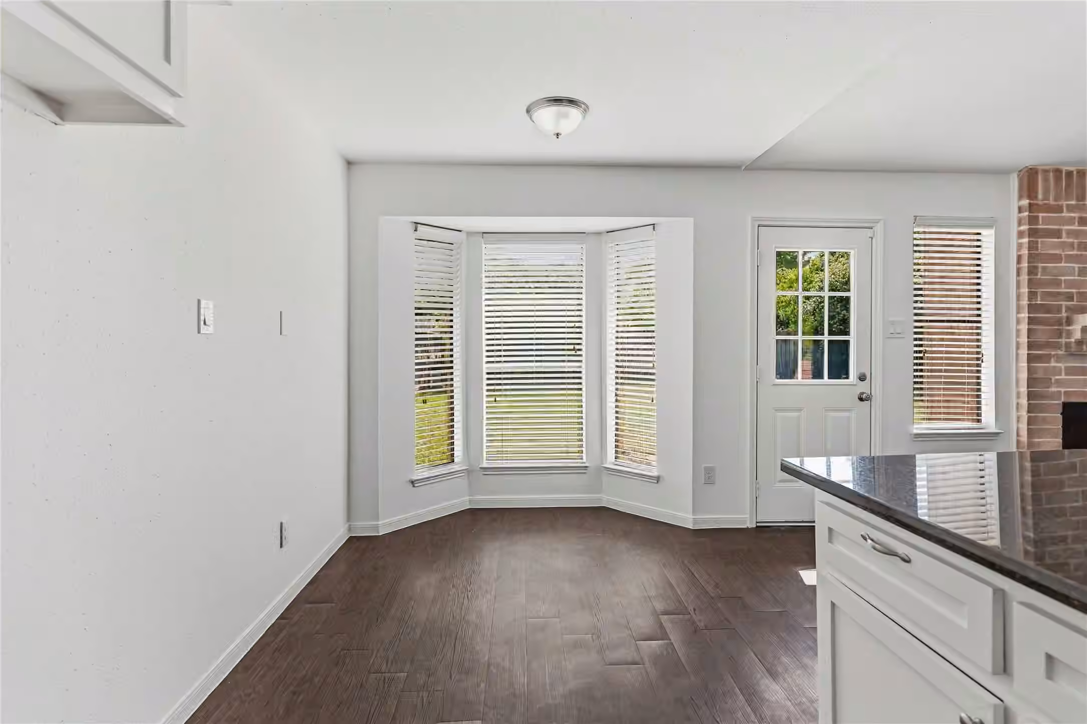 Photo 7 of 3702 Saint William Lane, Houston, TX