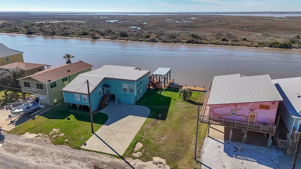 Photo of 4258 Fm 2031 Beach Road, Matagorda, TX