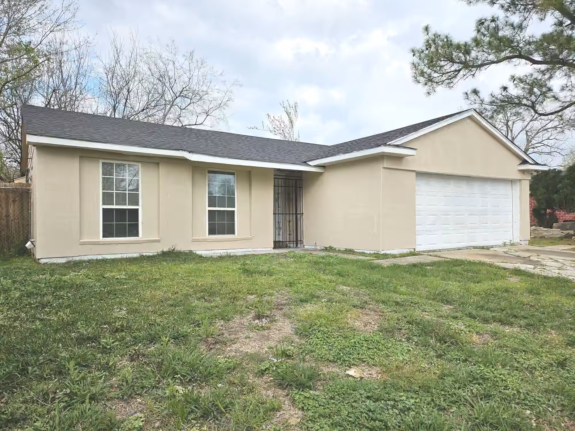 Photo 2 of 15829 Ridgeroe Lane, Houston, TX