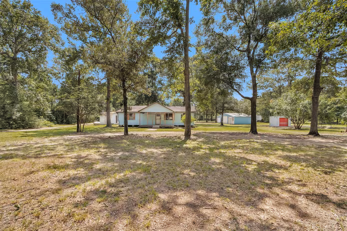 Photo of 7576 Greenwood Drive, Cleveland, TX 77328