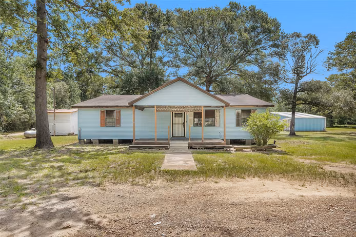 Photo 2 of 7576 Greenwood Drive, Cleveland, TX