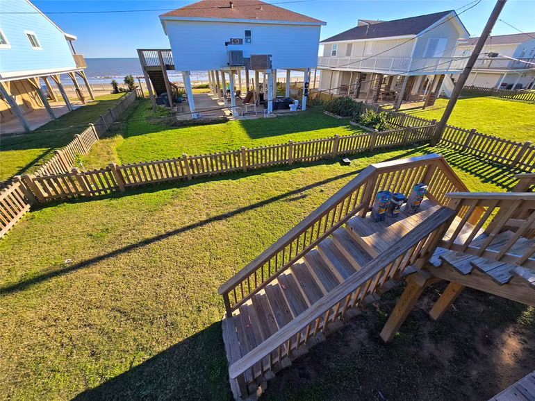 Photo 6 of 12929 John Reynolds Road, Galveston, TX