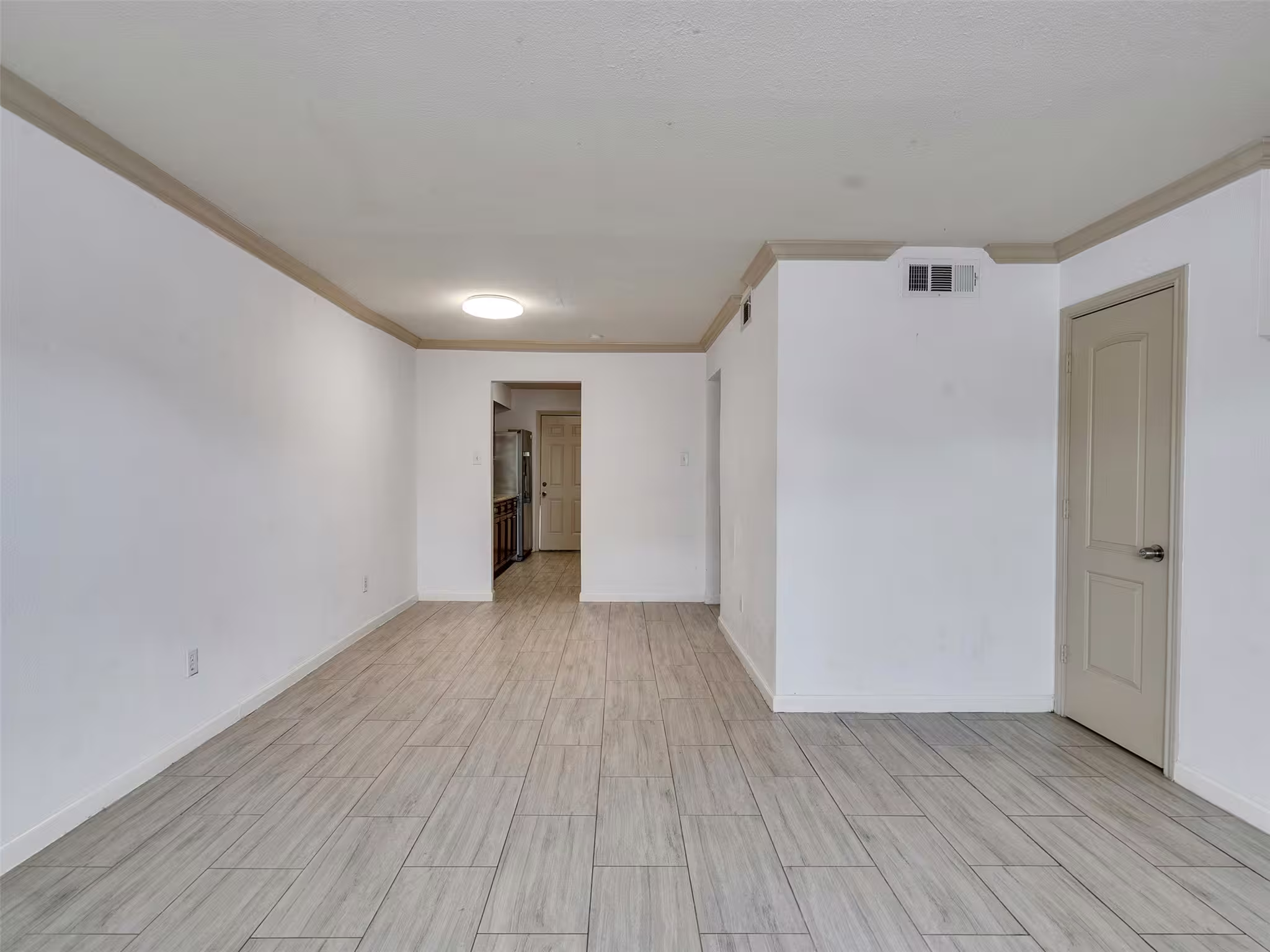 Photo 6 of 1701 Upland Drive 216, Houston, TX
