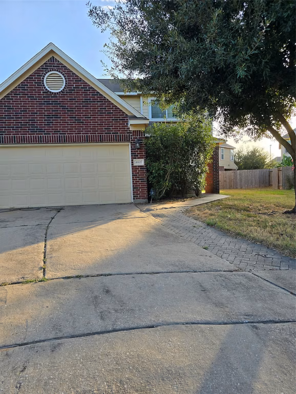 Photo 2 of 4807 Hackamore Brook Court, Katy, TX