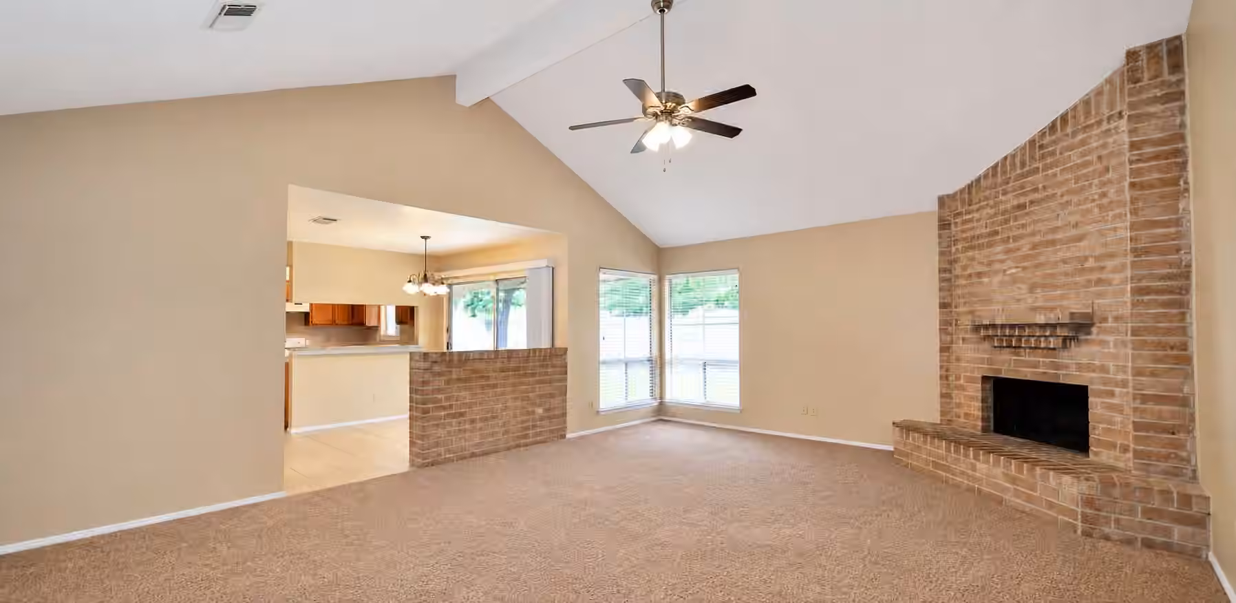Photo 3 of 5734 Flax Bourton Street, Humble, TX