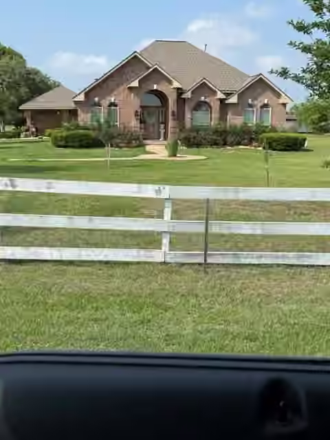 Photo 2 of 5023 Quail West Road, Alvin, TX