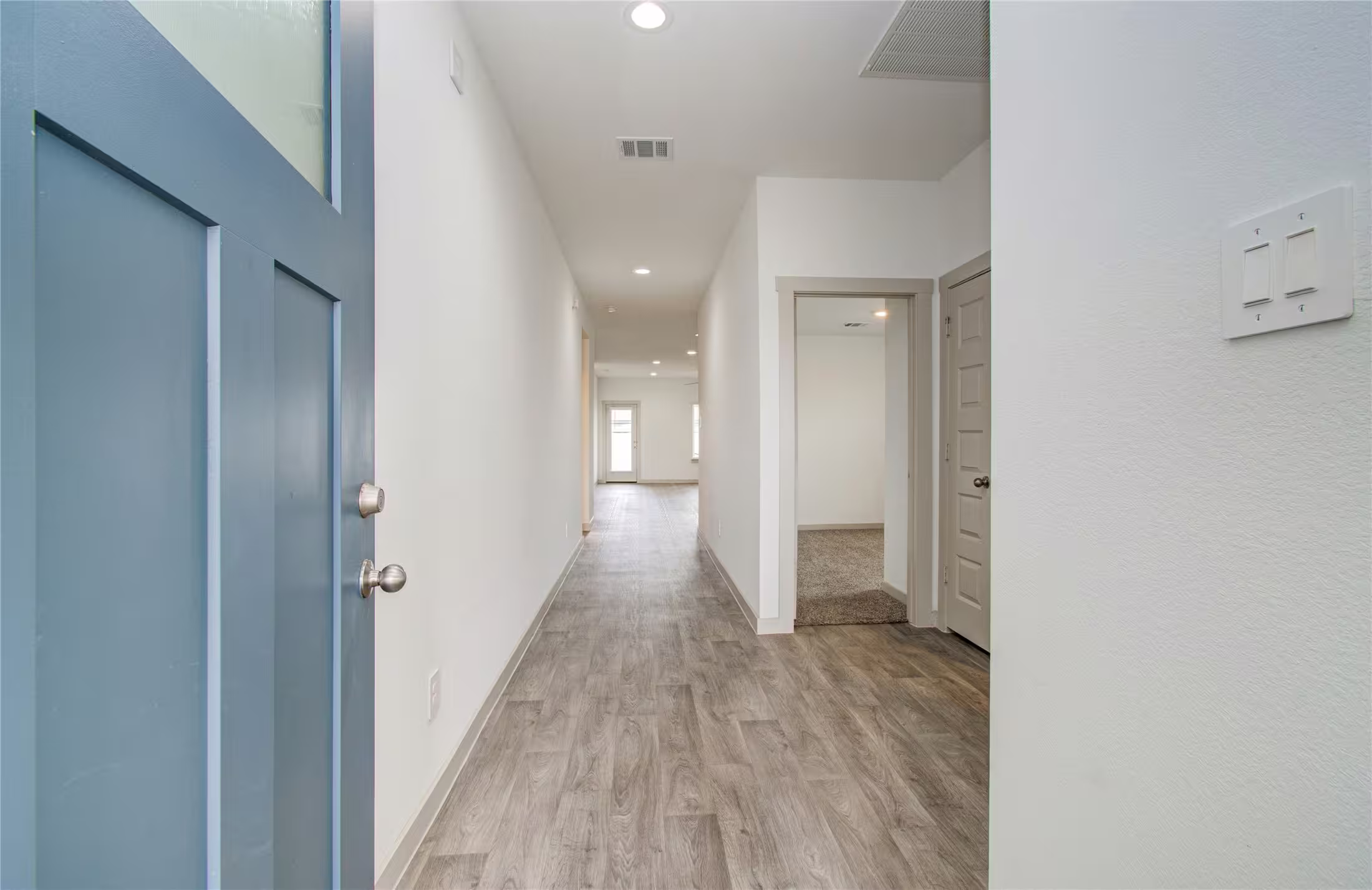 Photo 5 of 10602 Great Basin Drive, Rosharon, TX