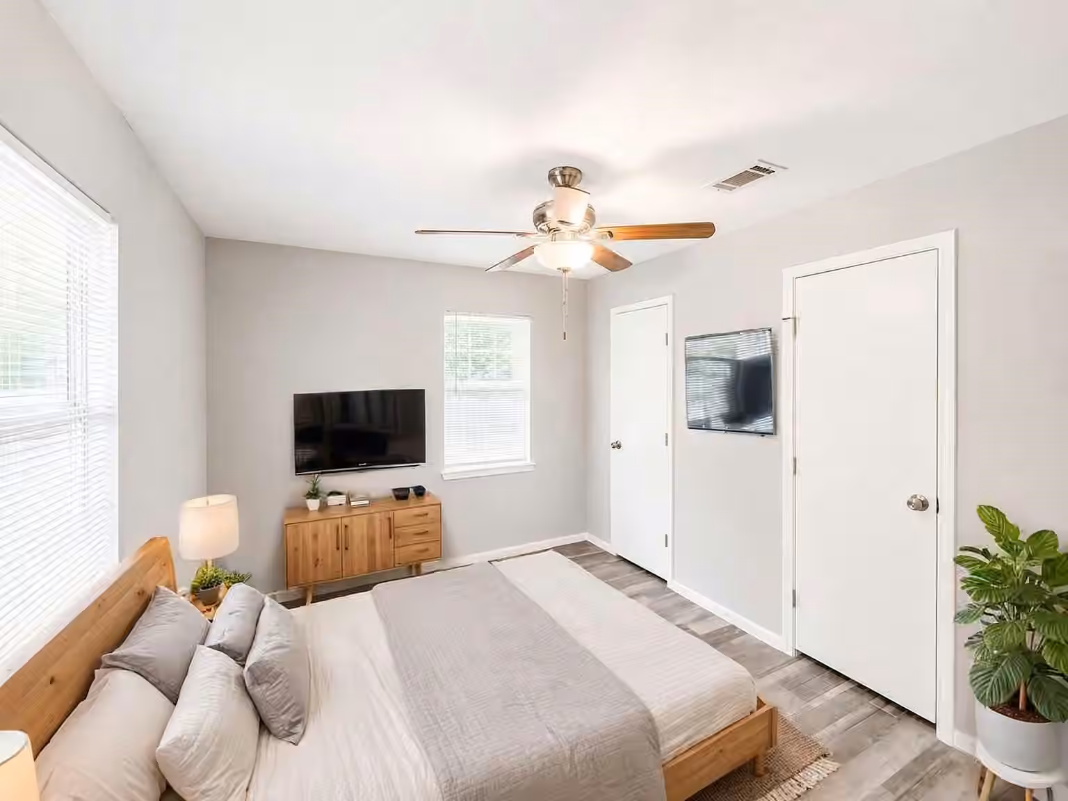 Photo 4 of 1514 Quail Street, Houston, TX