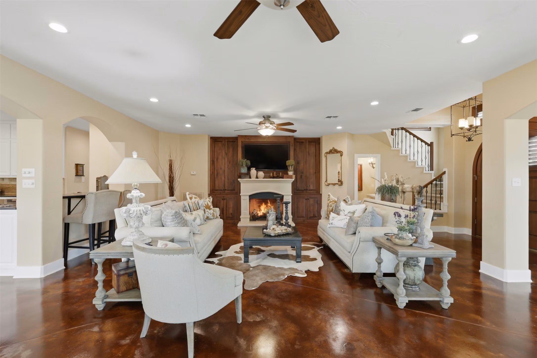 Photo 5 of 301 Stone Hill Drive A, Brenham, TX