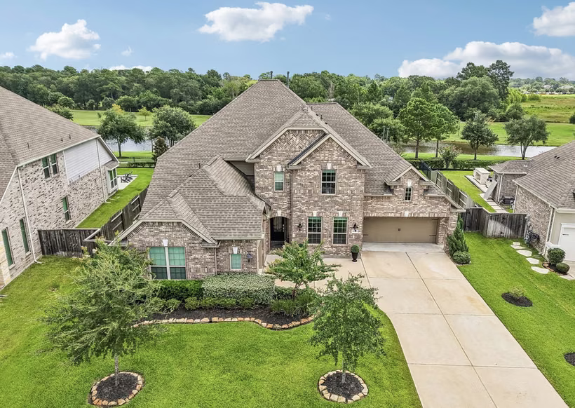 Photo of 16810 Harbor Falls Drive, Cypress, TX 77433