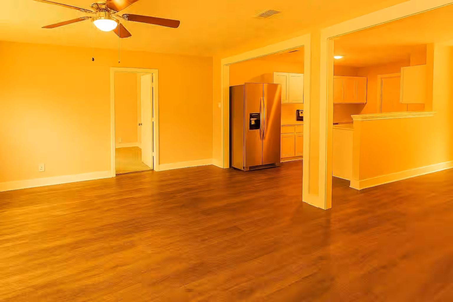 Photo 4 of 10517 Fairland Drive, Houston, TX