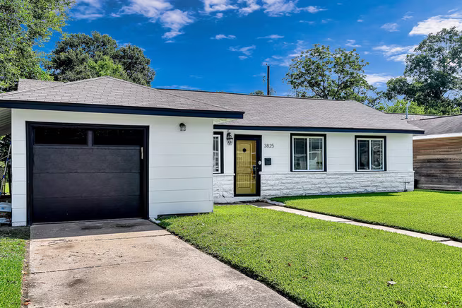 Photo 3 of 3825 Wichita Street, Houston, TX
